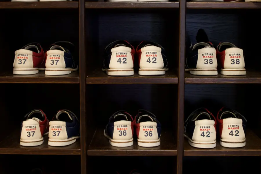 Bowlingschoenen in kast