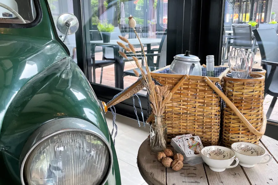 Auto in entree