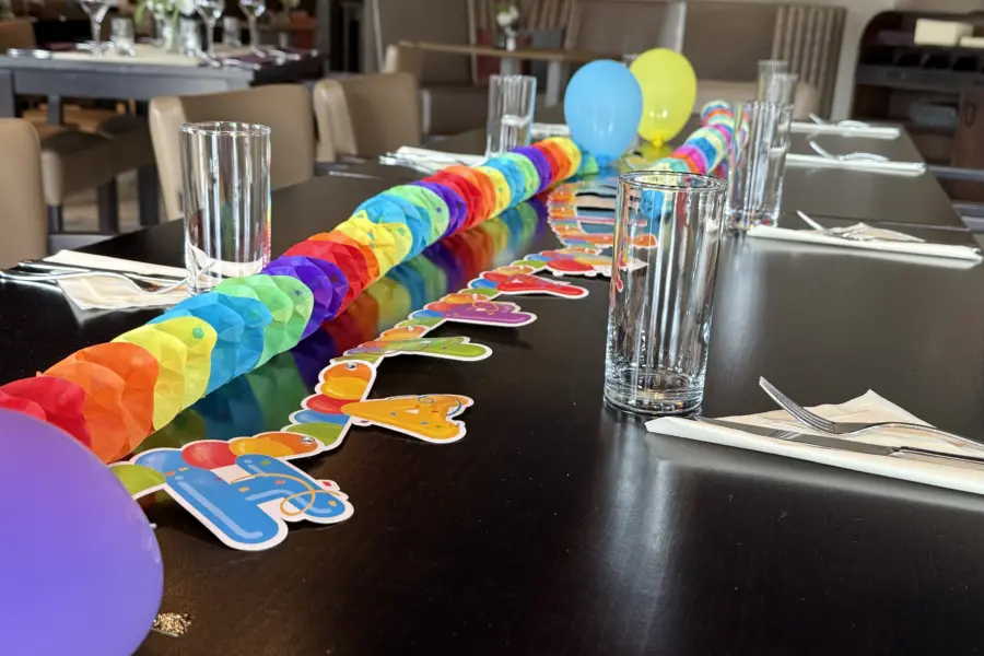 Kinderfeest, versierde tafel