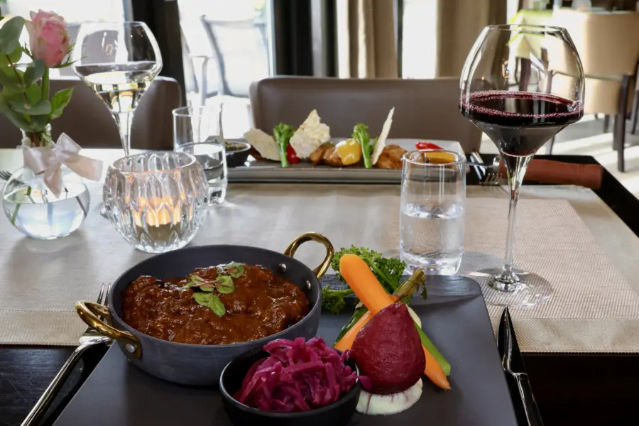 Stoofpotje en kipspies